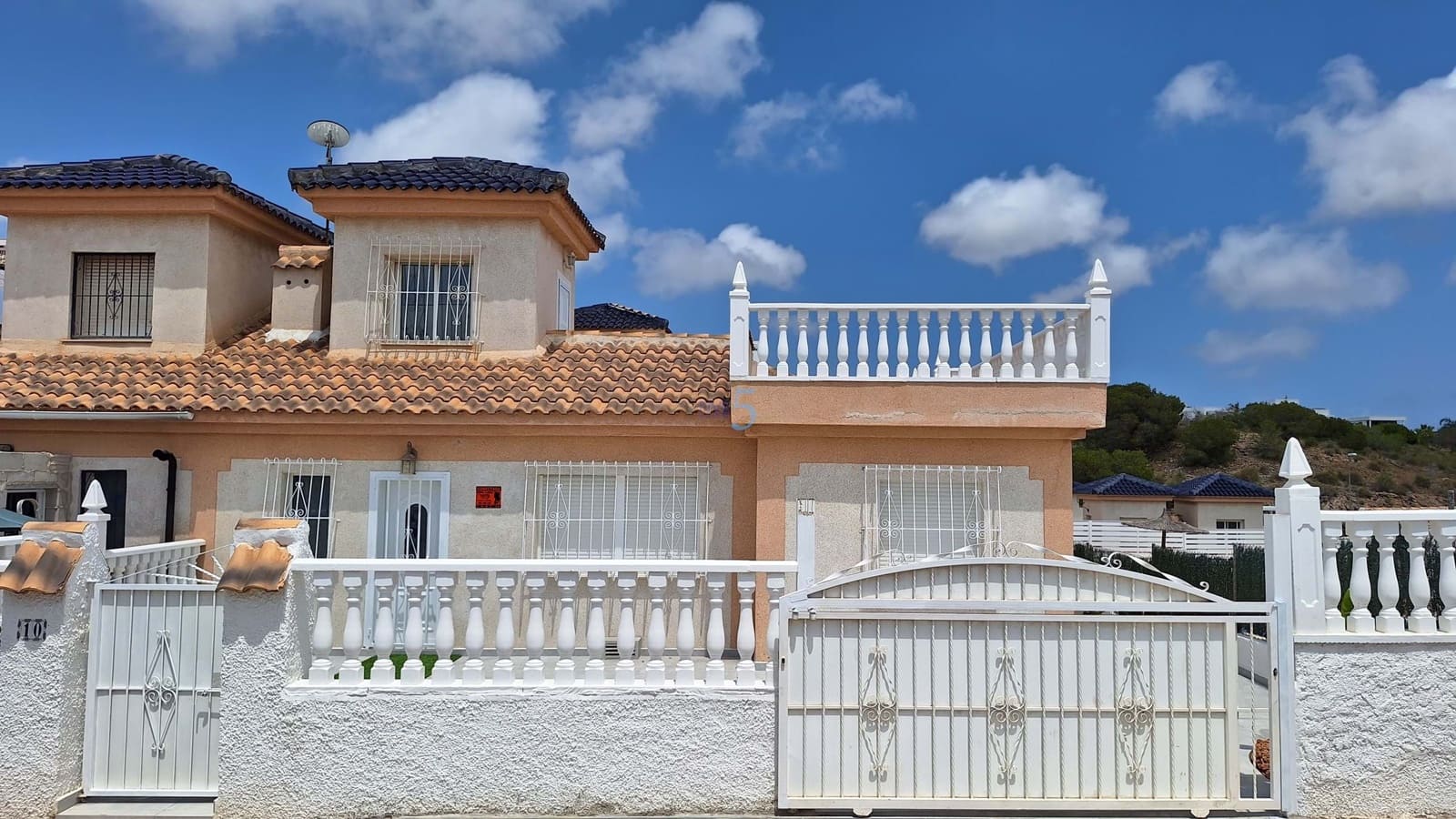 3 chambre Maison de Ville à vendre à Ciudad Quesada avec piscine garage - 238 000 € (Ref: 9897303)
