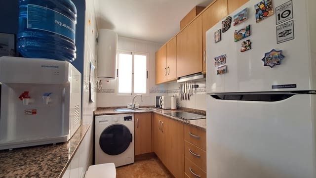 2 Zimmer Apartment zu verkaufen in Torrevieja mit Pool - 149.900 € (Ref: 9897442)