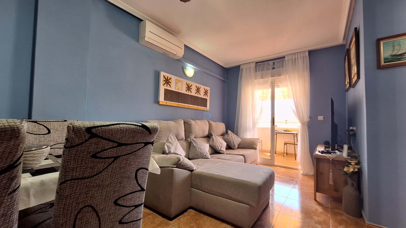 2 Zimmer Apartment zu verkaufen in Torrevieja mit Pool - 149.900 € (Ref: 9897442)