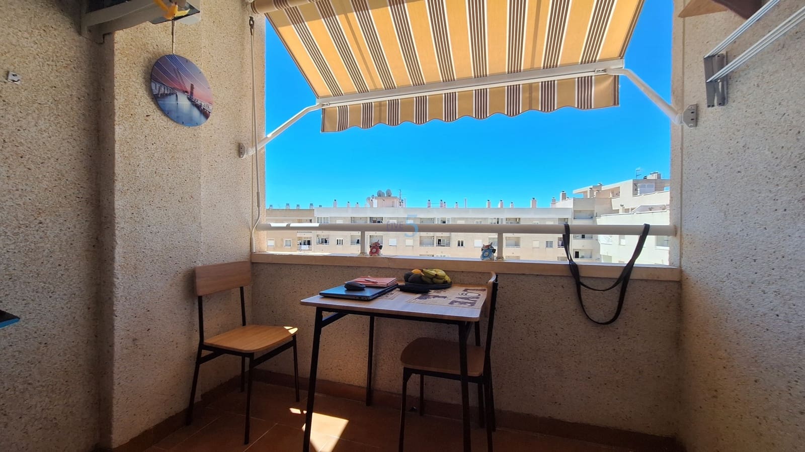2 Zimmer Apartment zu verkaufen in Torrevieja mit Pool - 149.900 € (Ref: 9897442)