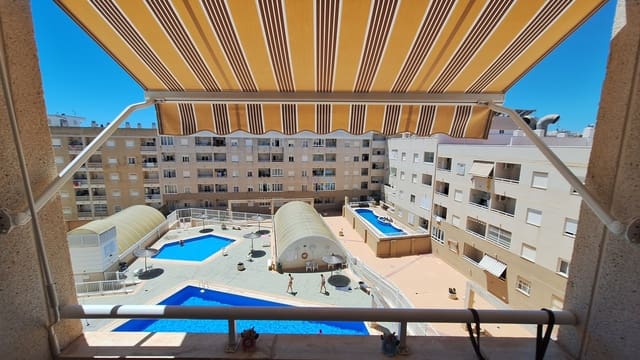 2 Zimmer Apartment zu verkaufen in Torrevieja mit Pool - 149.900 € (Ref: 9897442)