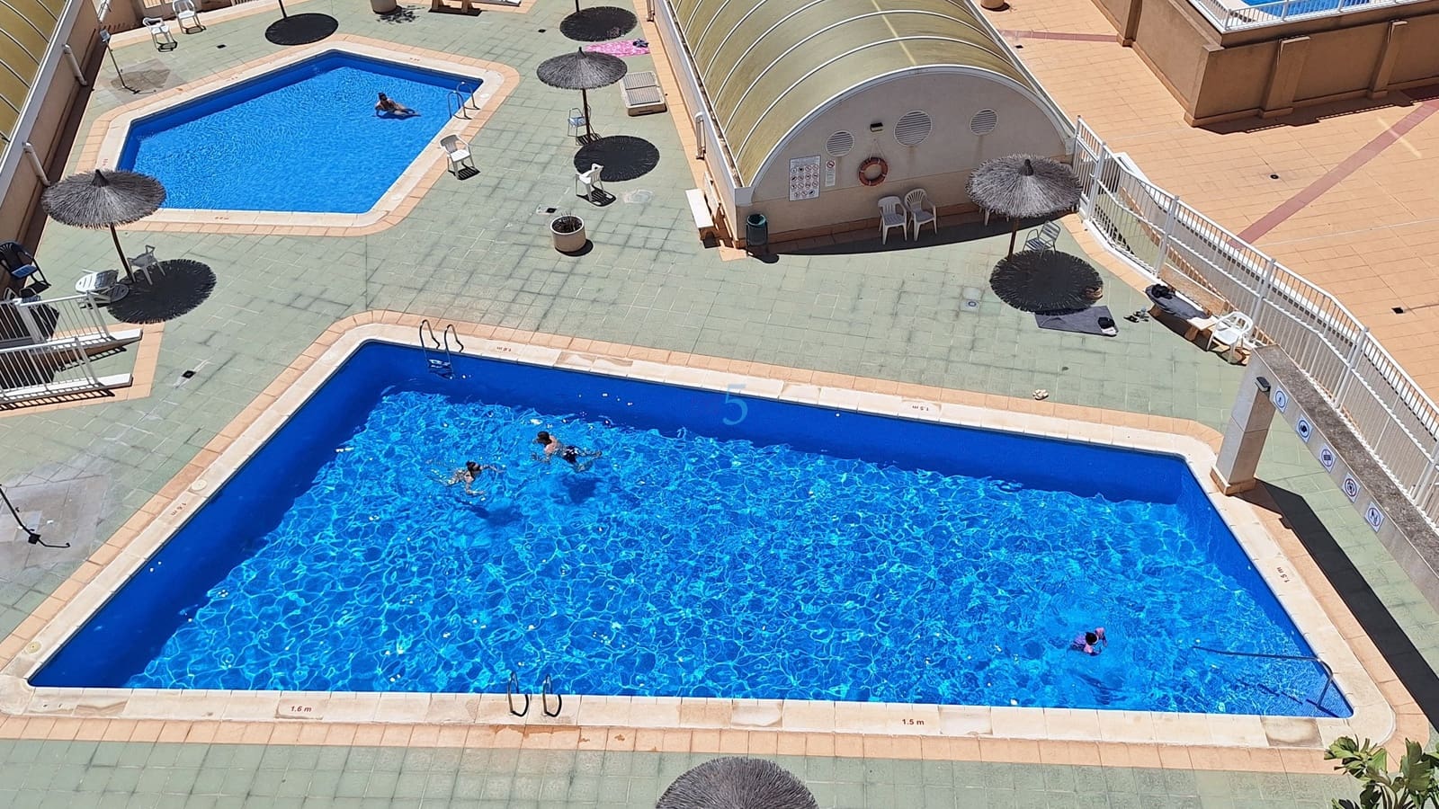2 Zimmer Apartment zu verkaufen in Torrevieja mit Pool - 149.900 € (Ref: 9897442)