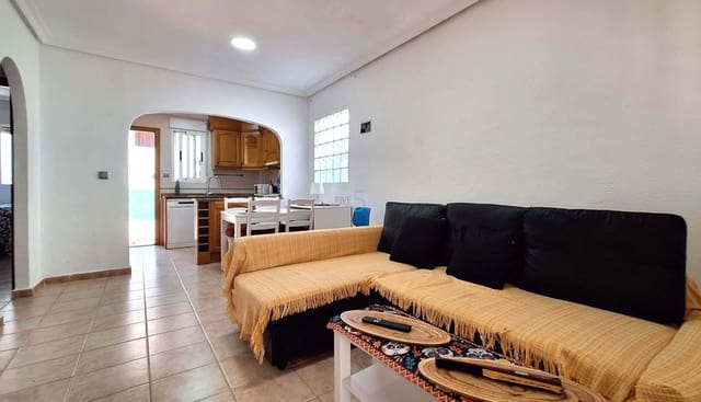 Apartamento de 2 habitaciones en Guardamar del Segura en venta con piscina garaje - 152.000 € (Ref: 9897444)