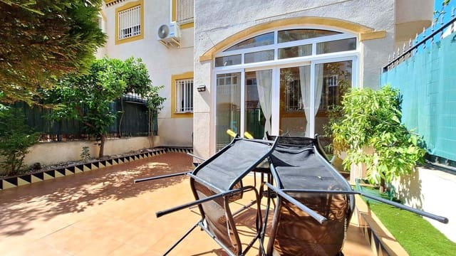 Apartamento de 2 habitaciones en Guardamar del Segura en venta con piscina garaje - 152.000 € (Ref: 9897444)
