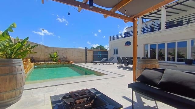 5 bedroom Villa for sale in Torremendo, Orihuela with pool garage - € 575,000 (Ref: 9898425)