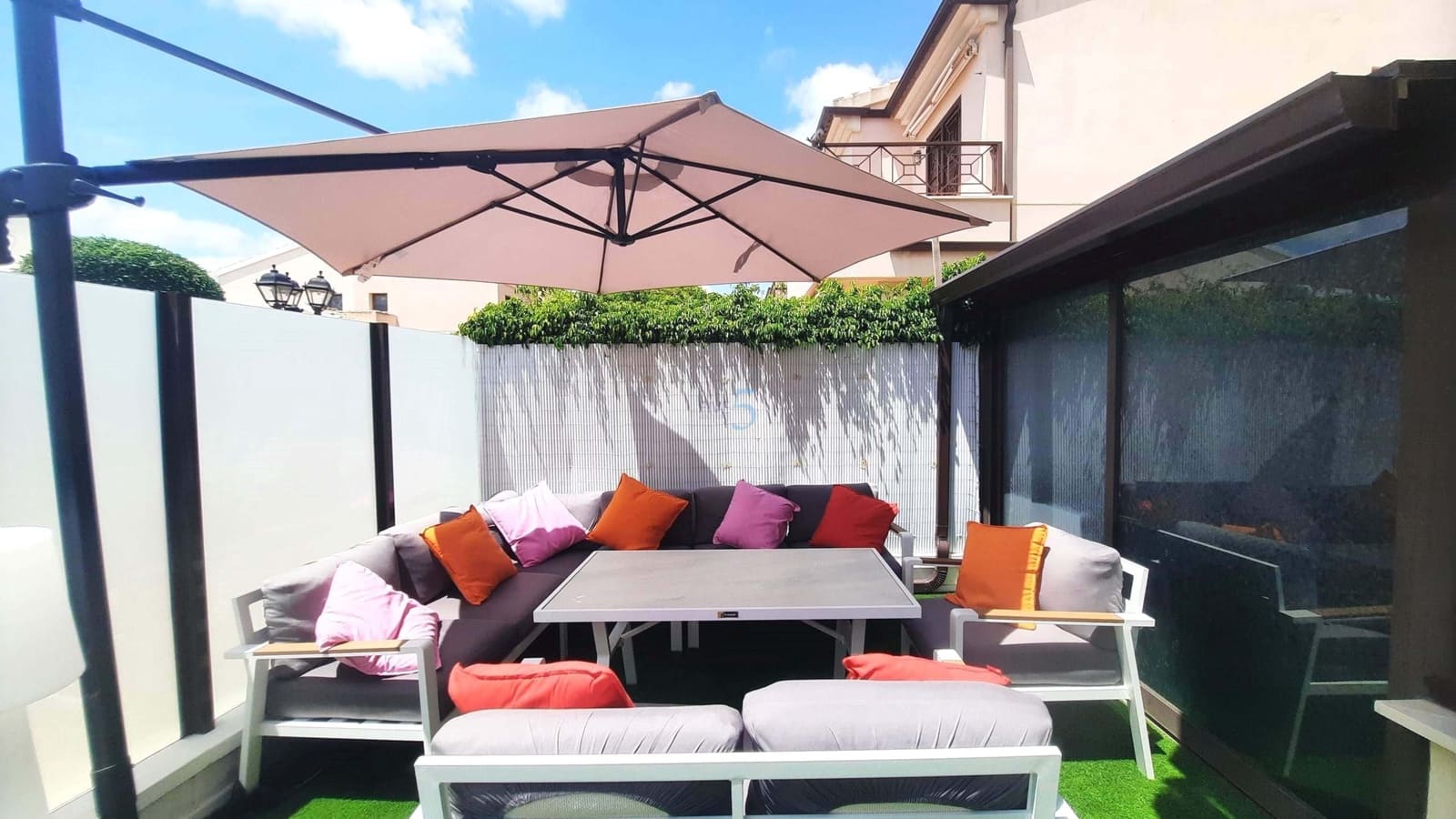 3 sypialnia Dom na sprzedaż w San Cayetano z garażem - 190 000 € (Ref: 9899772)