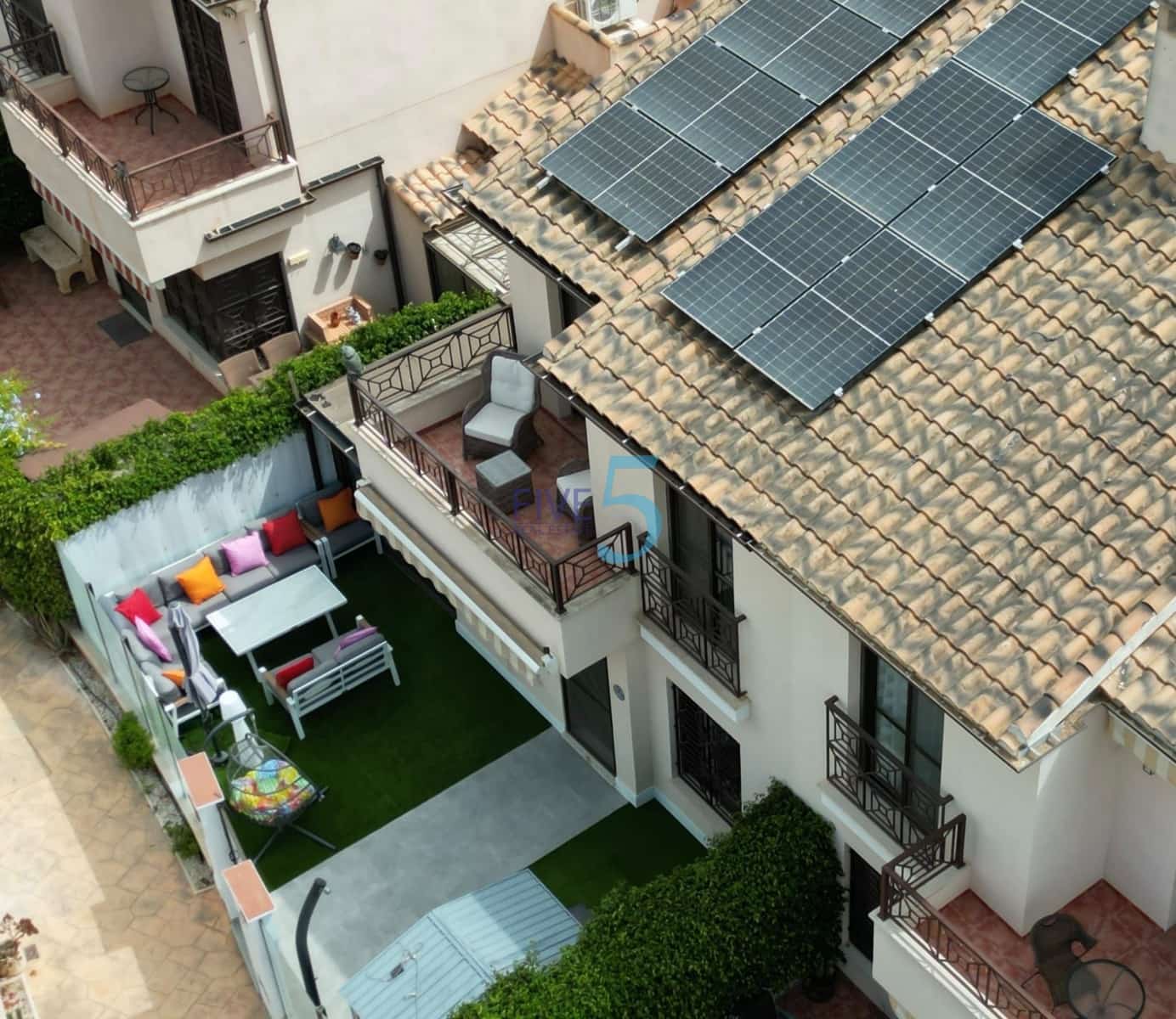 3 bedroom Townhouse for sale in San Cayetano with garage - € 189,900 (Ref: 9899772)