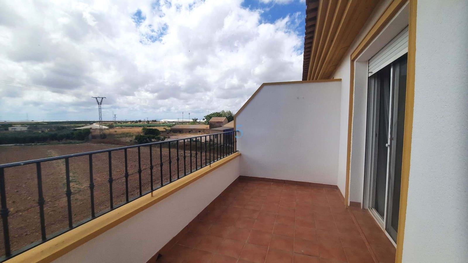 3 sovrum Semi-fristående Villa till salu i Casas Blancas med pool - 145 000 € (Ref: 9902035)