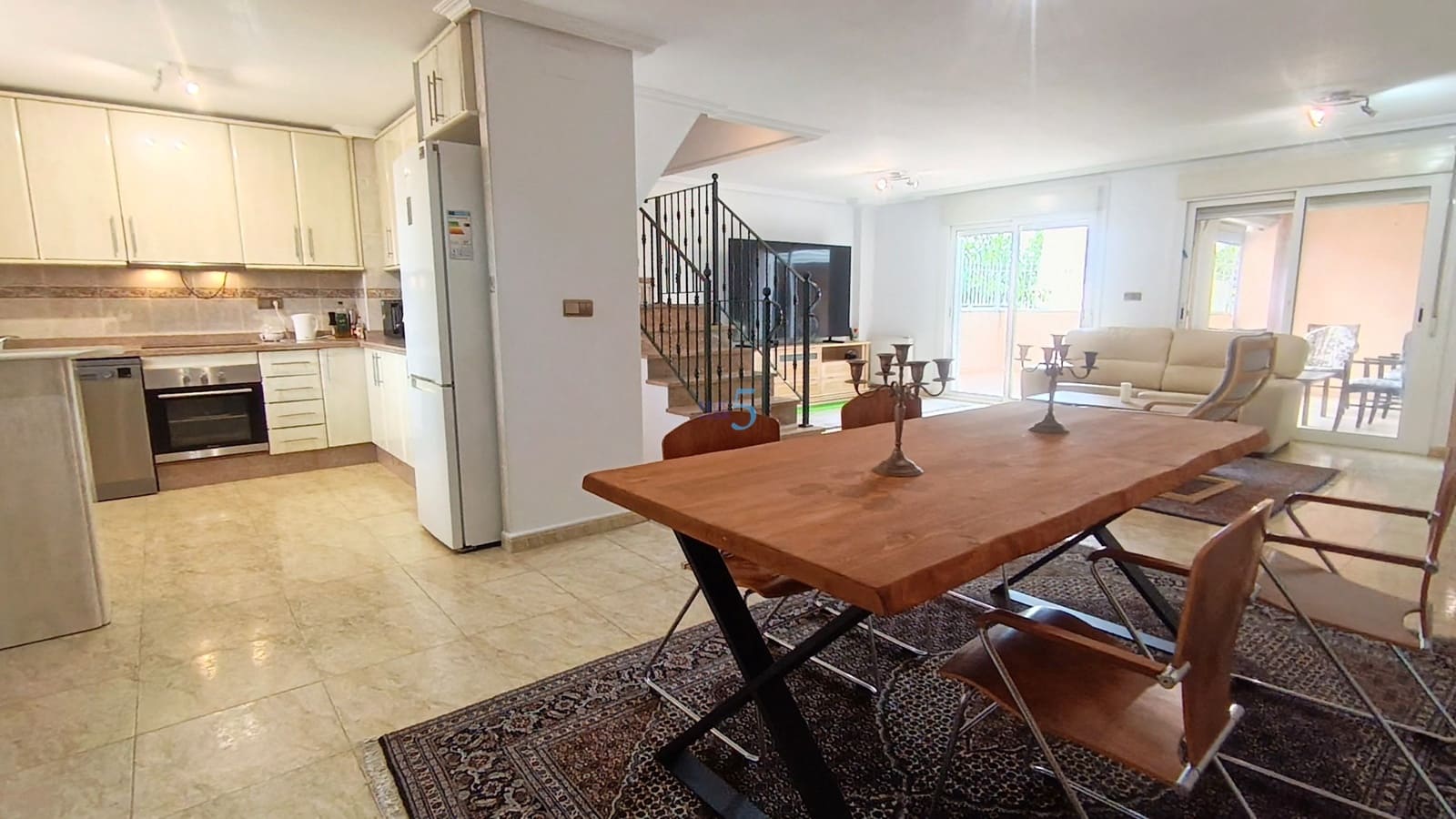 Casa de 2 habitaciones en Daya Nueva en venta con garaje - 179.995 € (Ref: 9902375)