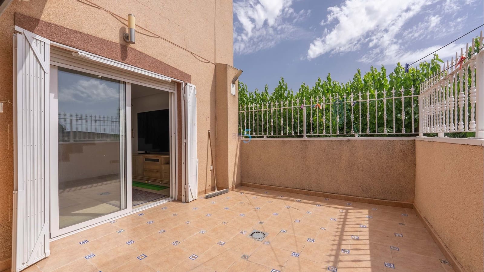 Casa de 2 habitaciones en Daya Nueva en venta con garaje - 179.995 € (Ref: 9902375)