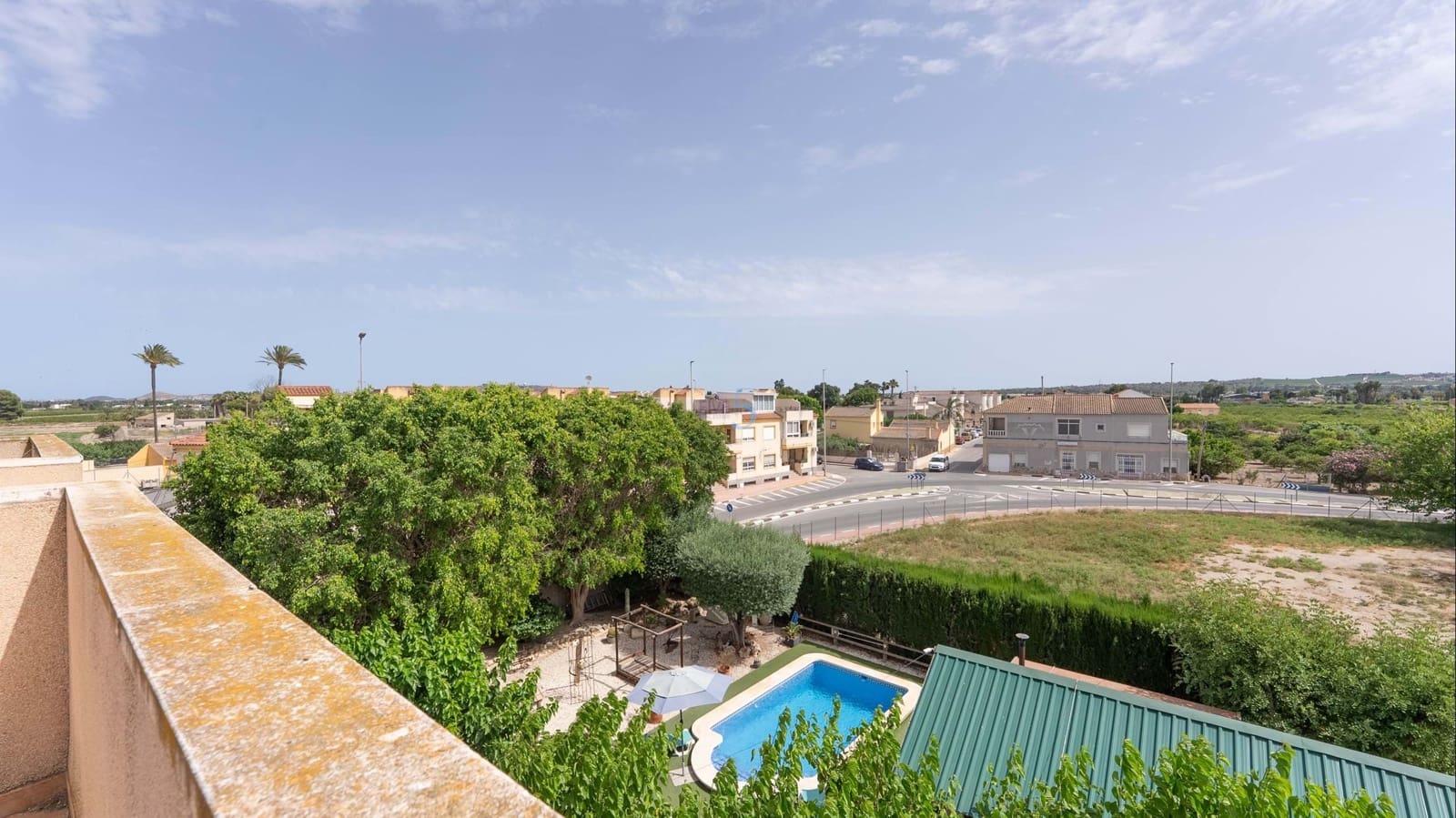 Casa de 2 habitaciones en Daya Nueva en venta con garaje - 179.995 € (Ref: 9902375)