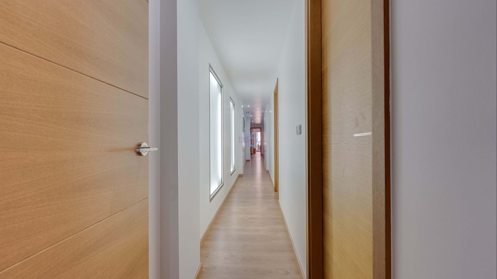 3 Zimmer Apartment zu verkaufen in Torrevieja - 639.000 € (Ref: 9902673)