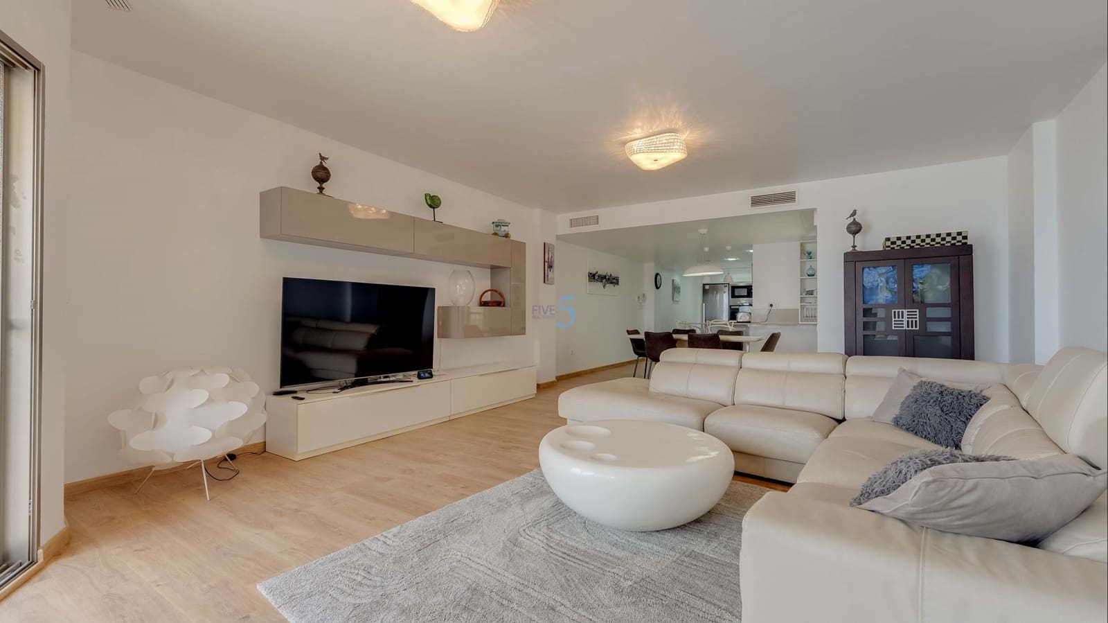 3 Zimmer Apartment zu verkaufen in Torrevieja - 639.000 € (Ref: 9902673)