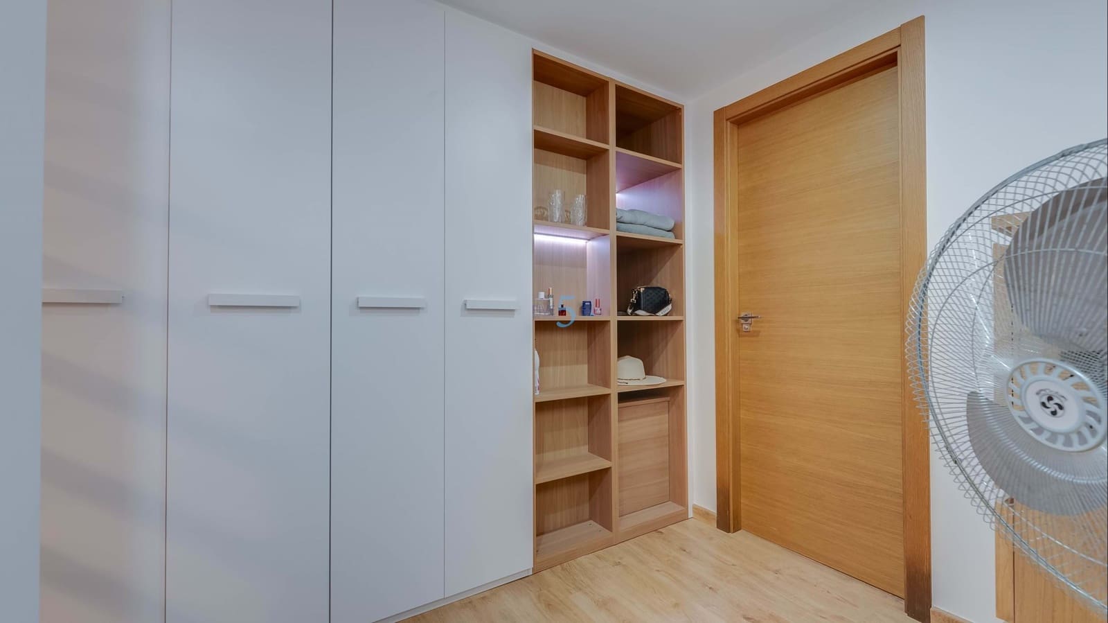 3 Zimmer Apartment zu verkaufen in Torrevieja - 639.000 € (Ref: 9902673)