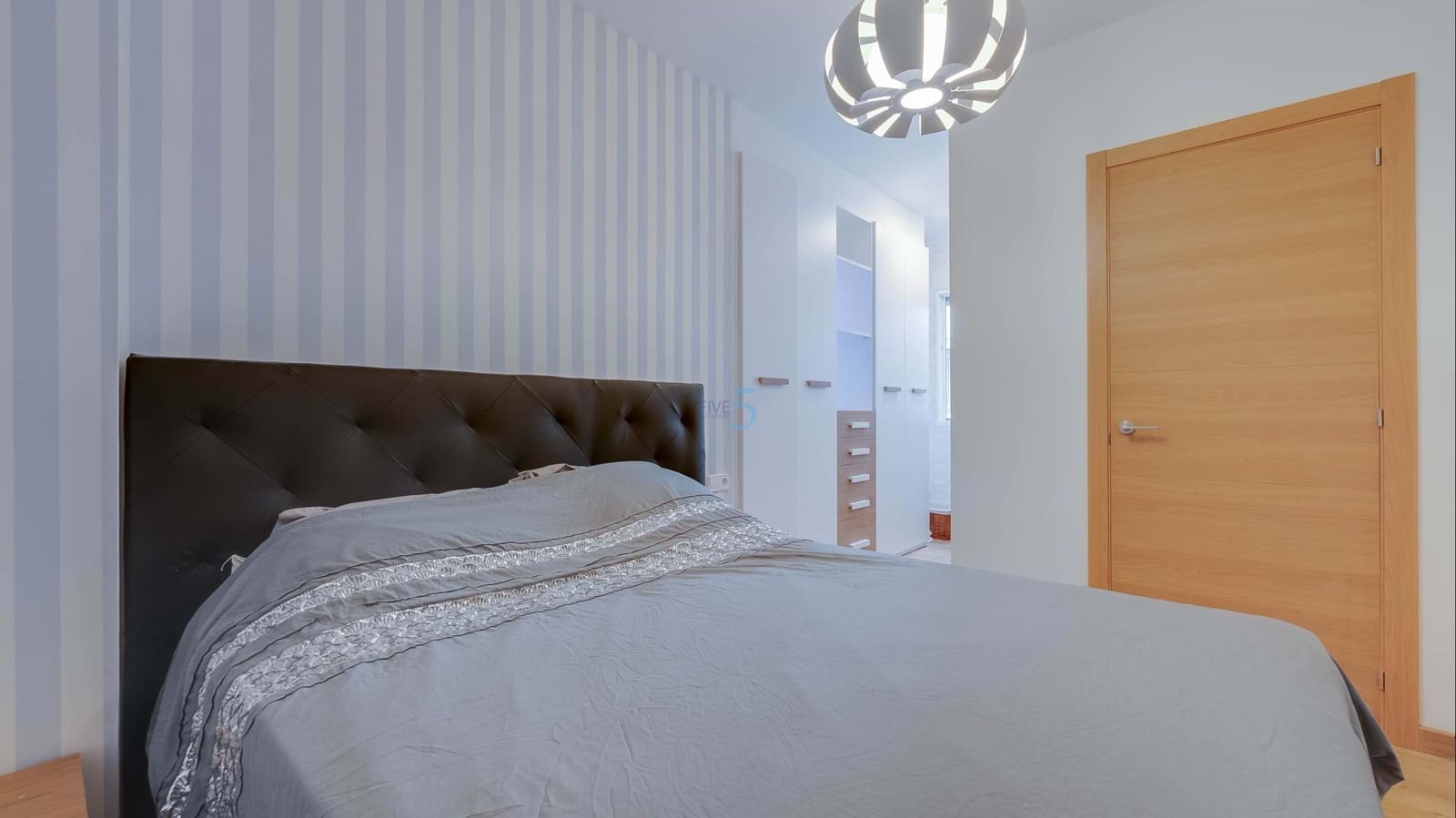 3 Zimmer Apartment zu verkaufen in Torrevieja - 639.000 € (Ref: 9902673)