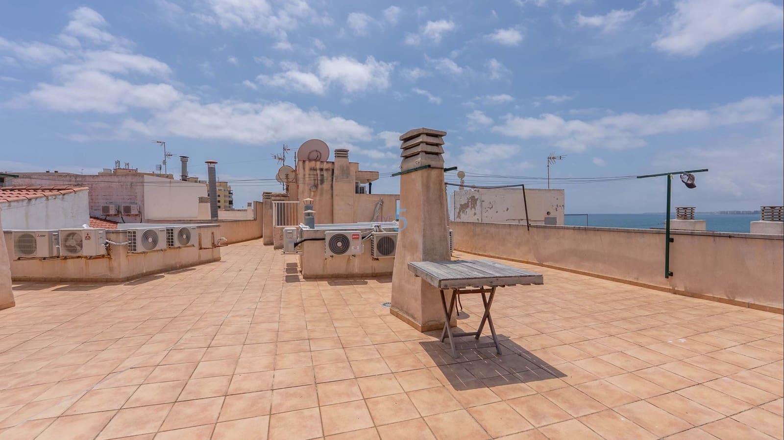 3 Zimmer Apartment zu verkaufen in Torrevieja - 639.000 € (Ref: 9902673)