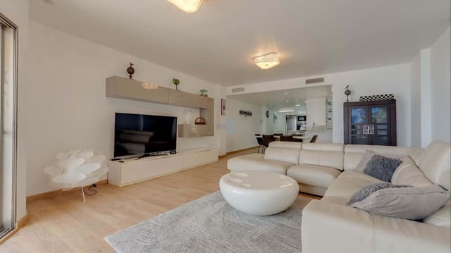 4 sovrum Lägenhet till salu i Torrevieja - 639 000 € (Ref: 9902673)