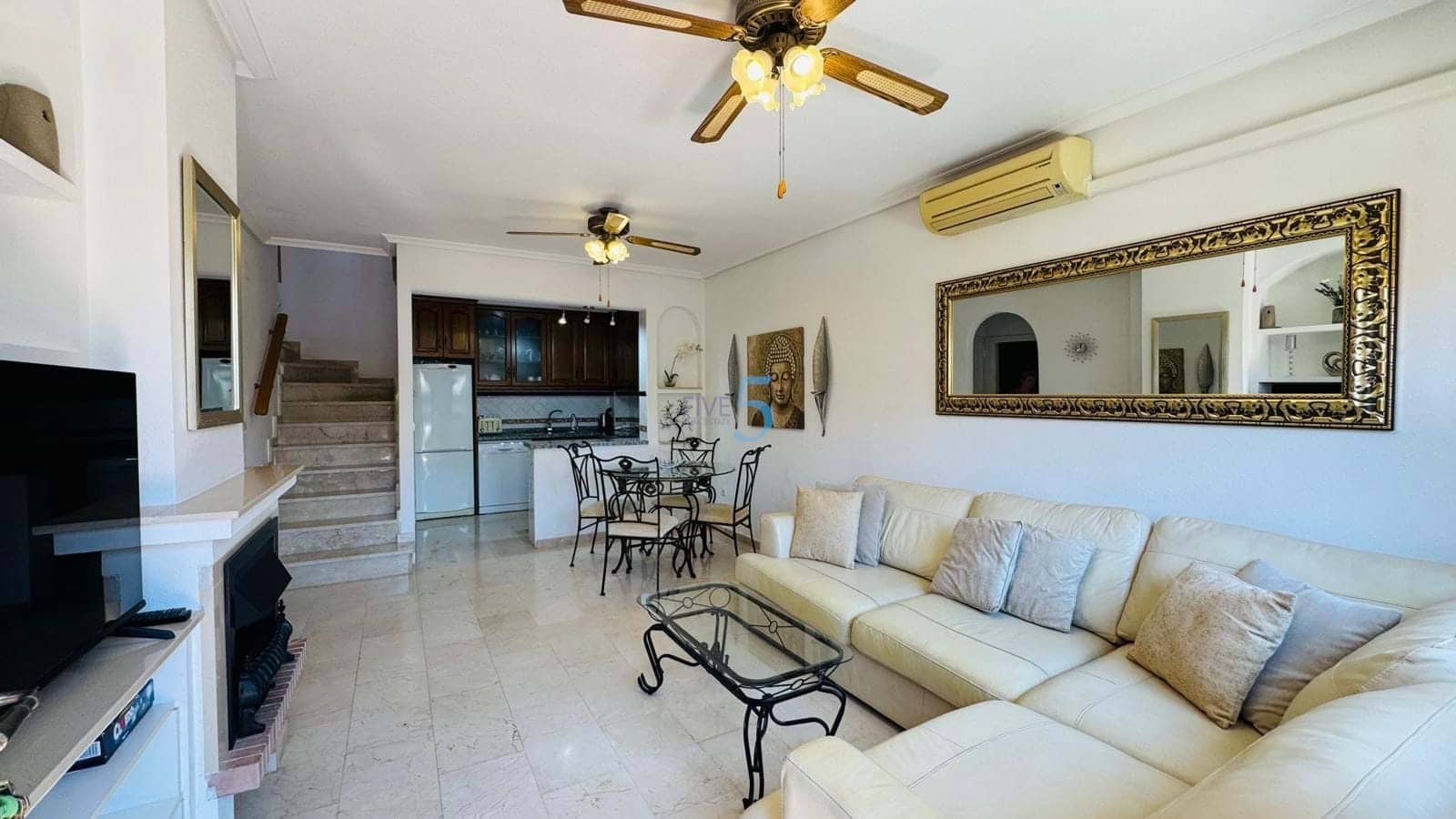3 Zimmer Haus zu verkaufen in Villamartin mit Pool Garage - 249.900 € (Ref: 9902674)