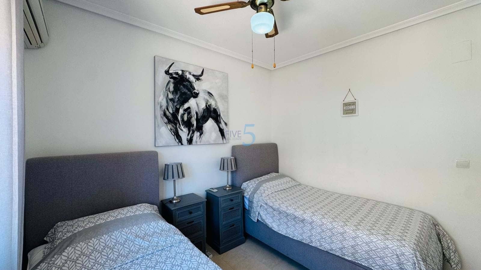3 Zimmer Haus zu verkaufen in Villamartin mit Pool Garage - 249.900 € (Ref: 9902674)
