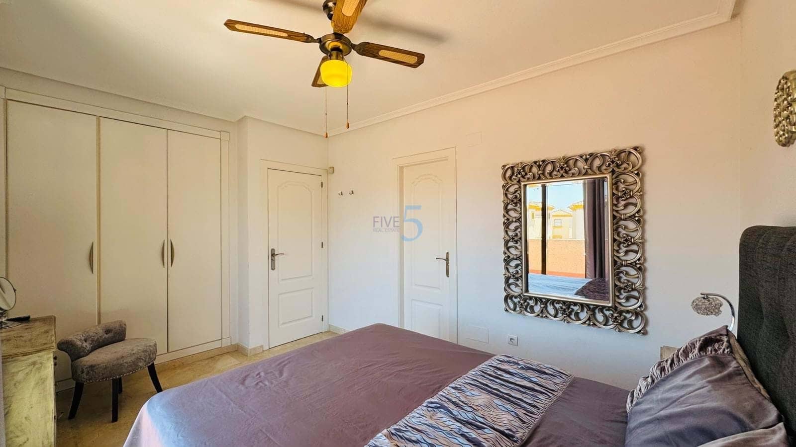 3 Zimmer Haus zu verkaufen in Villamartin mit Pool Garage - 249.900 € (Ref: 9902674)