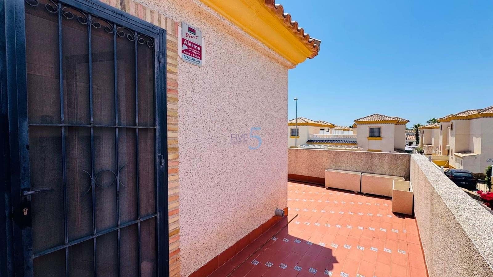 3 Zimmer Haus zu verkaufen in Villamartin mit Pool Garage - 249.900 € (Ref: 9902674)