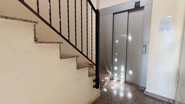 Apartamento de 2 habitaciones en Formentera del Segura en venta con piscina - 119.995 € (Ref: 9902675)
