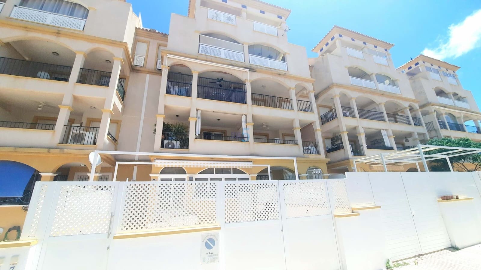 Apartamento de 2 habitaciones en Mar de Cristal en venta con piscina - 179.000 € (Ref: 9902676)