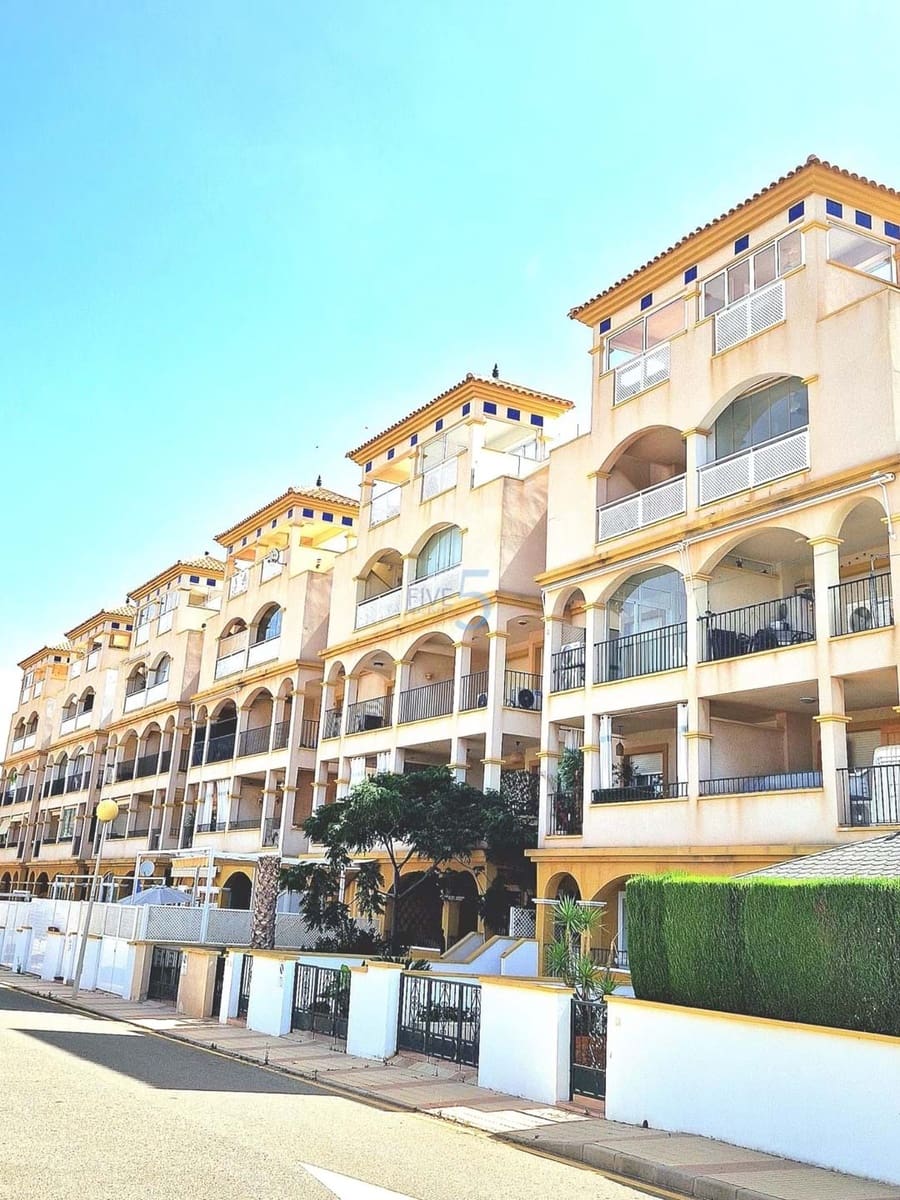 2 bedroom Apartment for sale in Mar de Cristal with pool - € 176,000 (Ref: 9902676)