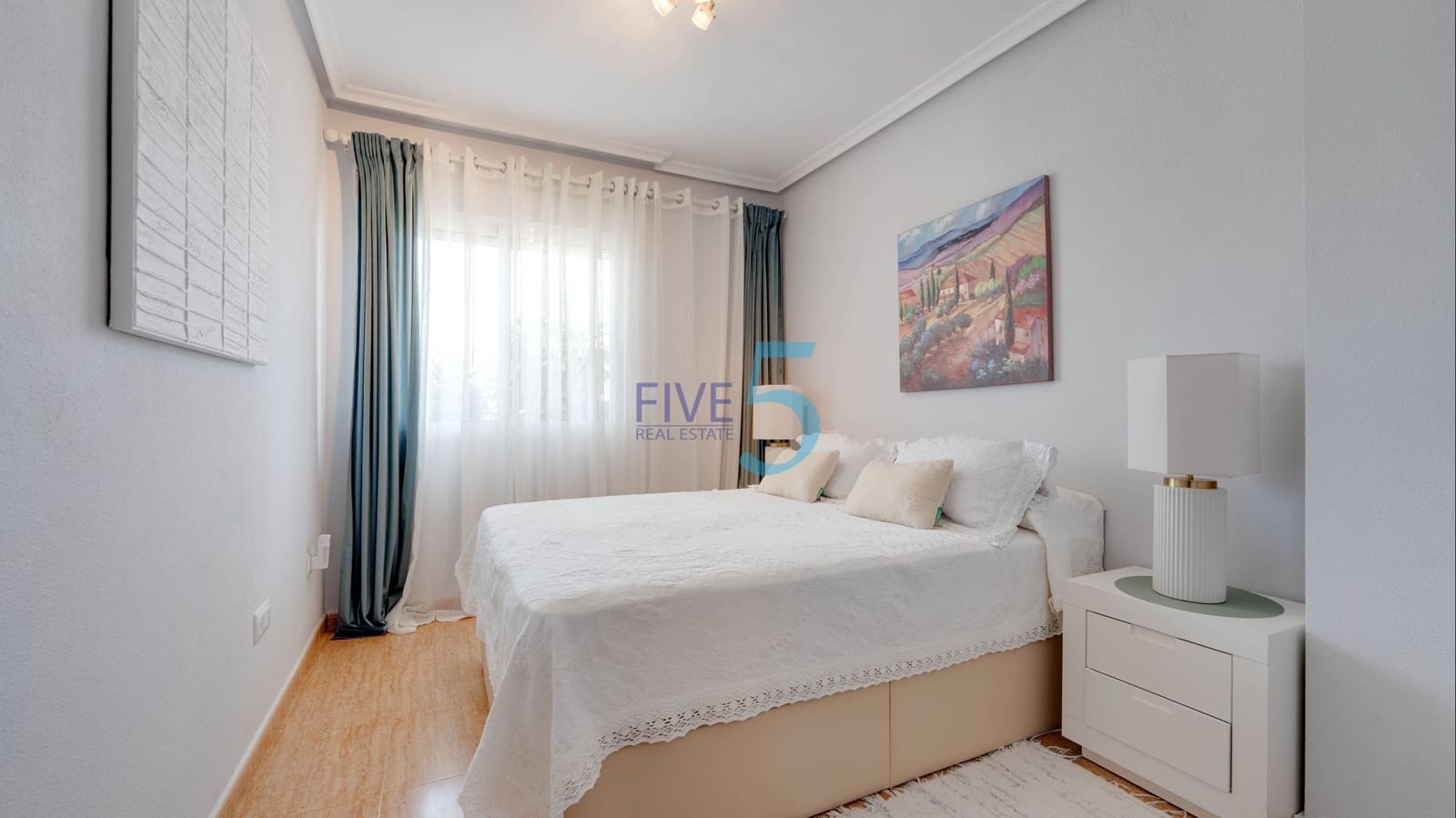 2 soverom Leilighet til salgs i Mar de Cristal med svømmebasseng - € 170 000 (Ref: 9902676)