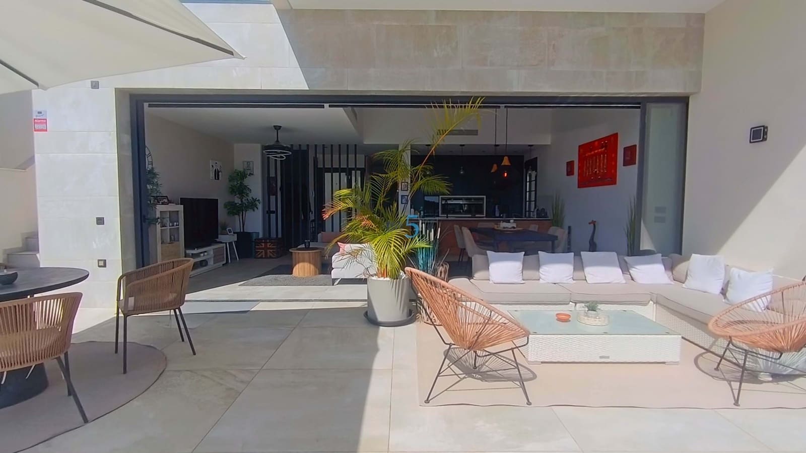 4 soveværelse Villa til salg i Ciudad Quesada med swimmingpool - € 725.000 (Ref: 9906585)