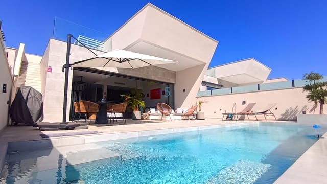 4 soveværelse Villa til salg i Ciudad Quesada, Rojales med swimmingpool - € 725.000 (Ref: 9906585)