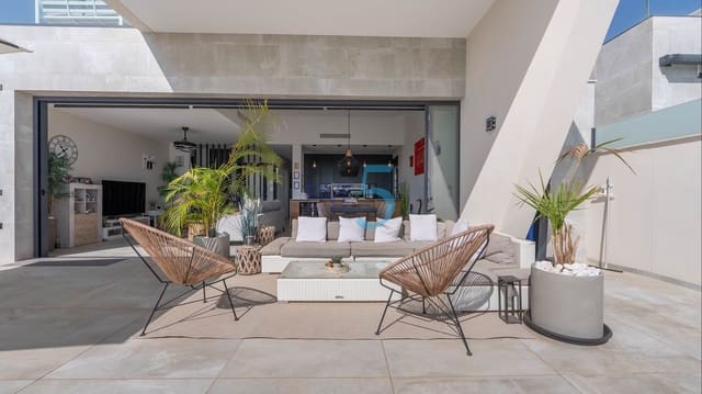 4 soverom Villa til salgs i Ciudad Quesada, Rojales med svømmebasseng - € 725 000 (Ref: 9906585)
