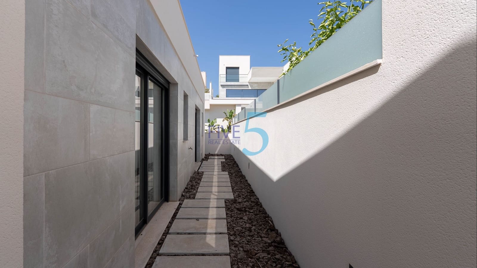4 soverom Villa til salgs i Ciudad Quesada med svømmebasseng - € 725 000 (Ref: 9906585)