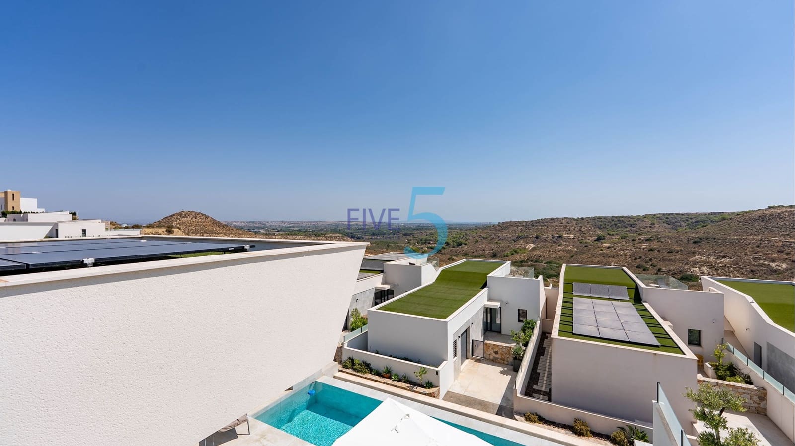 4 soverom Villa til salgs i Ciudad Quesada med svømmebasseng - € 725 000 (Ref: 9906585)