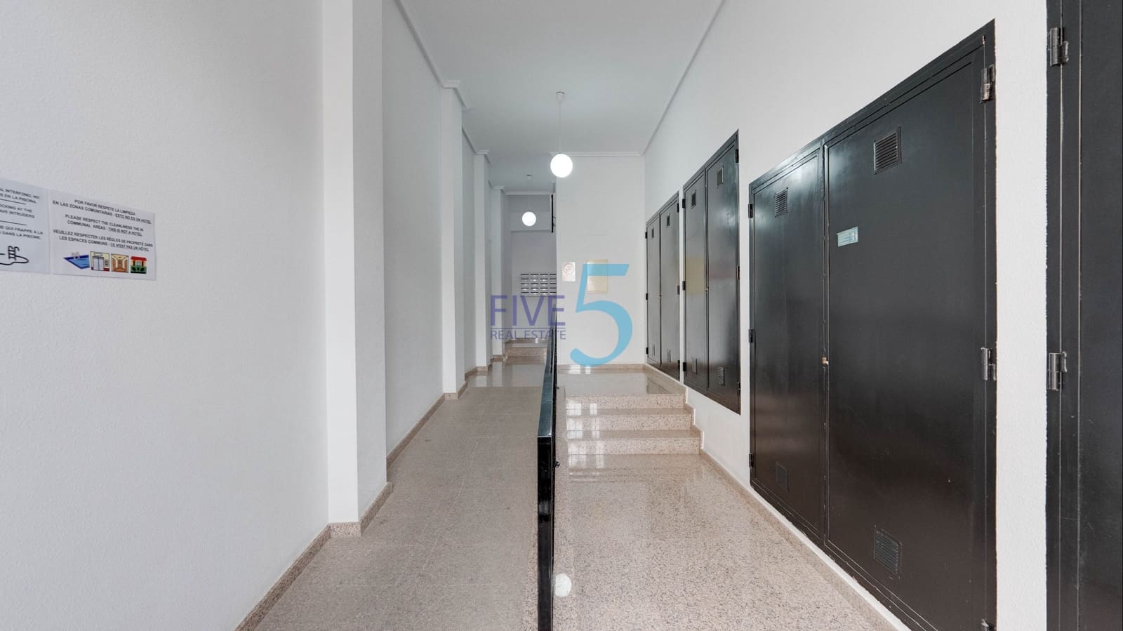 3 bedroom Apartment for sale in Formentera del Segura with pool - € 139,999 (Ref: 9906648)