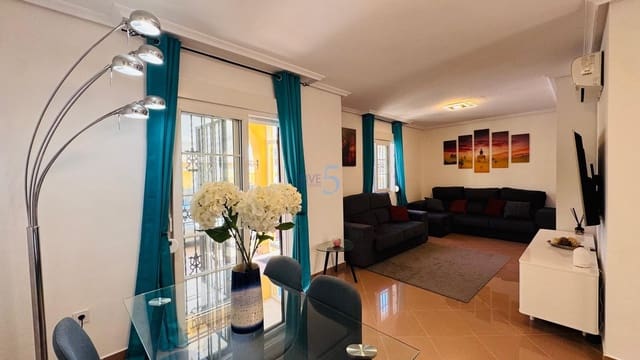 3 bedroom Villa for sale in Playa Flamenca, Orihuela with pool garage - € 299,999 (Ref: 9906649)