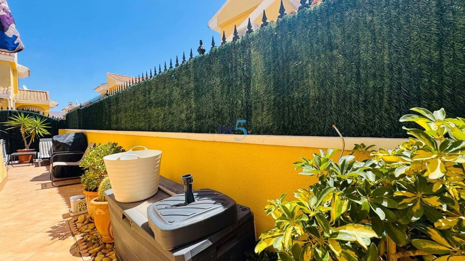 3 bedroom Villa for sale in Playa Flamenca with pool garage - € 299,999 (Ref: 9906649)