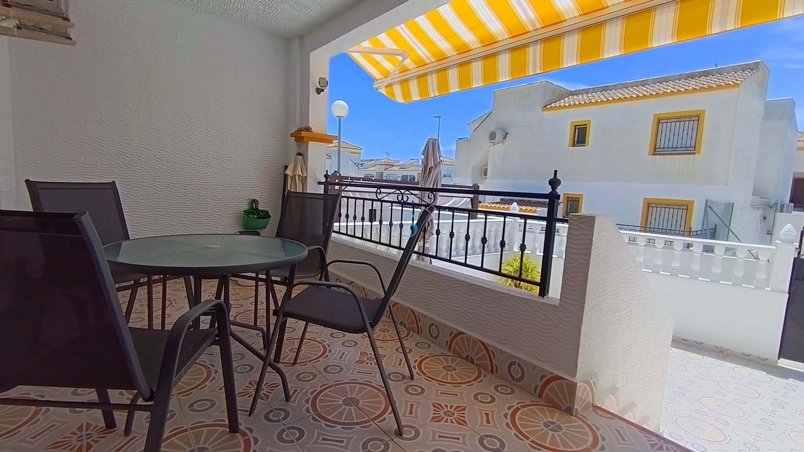 2 sovrum Lägenhet till salu i Vistabella med pool - 135 000 € (Ref: 9906650)