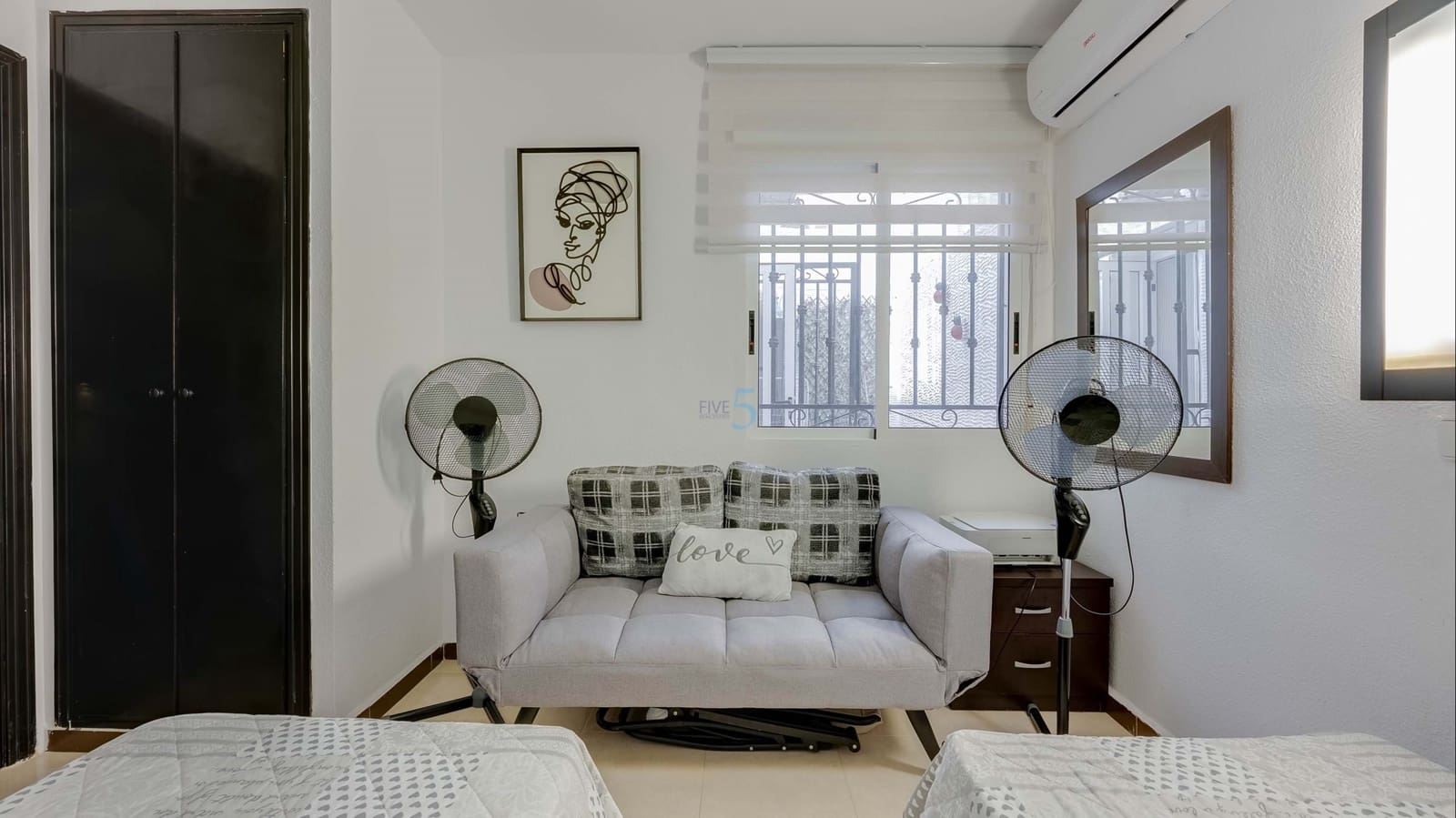 2 bedroom Apartment for sale in Vistabella with pool - € 135,000 (Ref: 9906650)