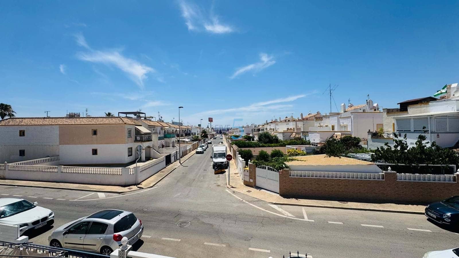 2 soveværelse Lejlighed til salg i Torrevieja med swimmingpool - € 135.000 (Ref: 9906651)