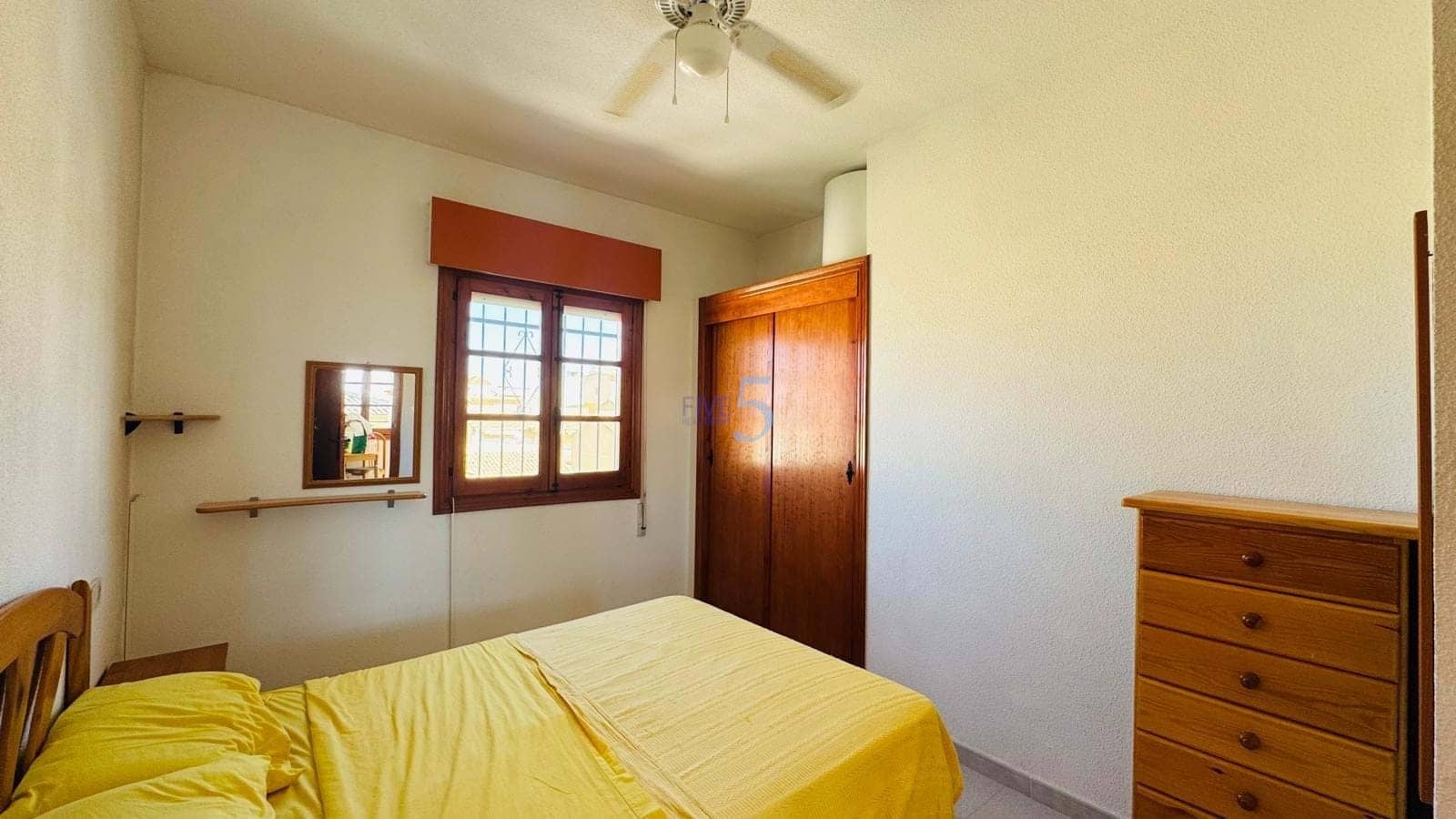 1 Zimmer Apartment zu verkaufen in Villamartin mit Pool - 105.000 € (Ref: 9906652)
