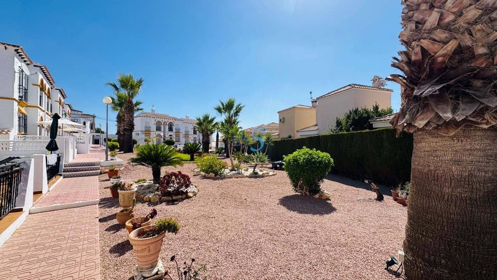 1 Zimmer Apartment zu verkaufen in Villamartin mit Pool - 105.000 € (Ref: 9906652)
