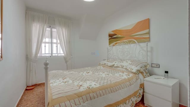 2 makuuhuone Huoneisto myytävänä paikassa Vistabella, Orihuela mukana uima-altaan - 135 000 € (Ref: 9906653)