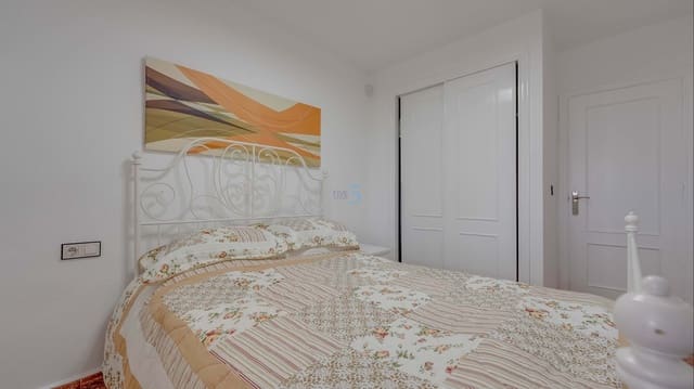 2 makuuhuone Huoneisto myytävänä paikassa Vistabella, Orihuela mukana uima-altaan - 135 000 € (Ref: 9906653)