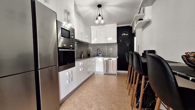 3 Zimmer Bungalow zu verkaufen in Torrevieja - 165.000 € (Ref: 9909079)