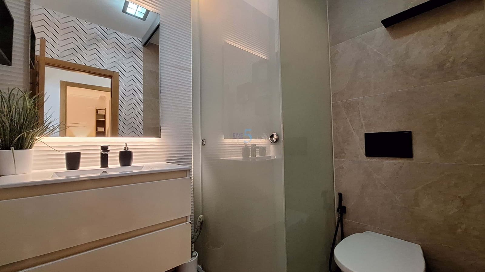 3 Zimmer Bungalow zu verkaufen in Torrevieja - 165.000 € (Ref: 9909079)