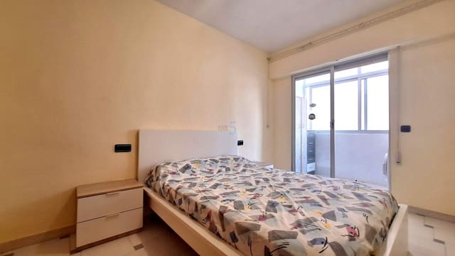 2 makuuhuone Huoneisto myytävänä paikassa Torrevieja - 183 000 € (Ref: 9909472)