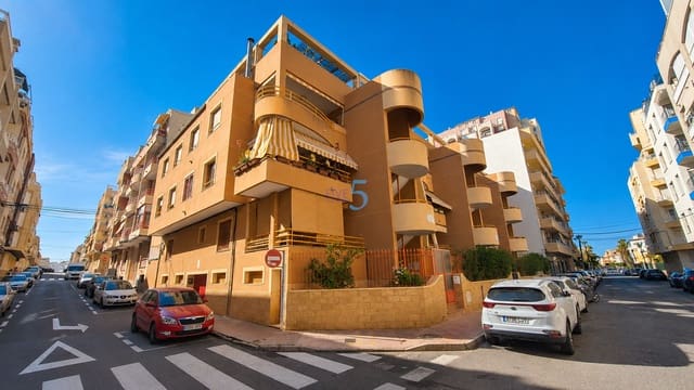 2 makuuhuone Huoneisto myytävänä paikassa Torrevieja - 183 000 € (Ref: 9909472)