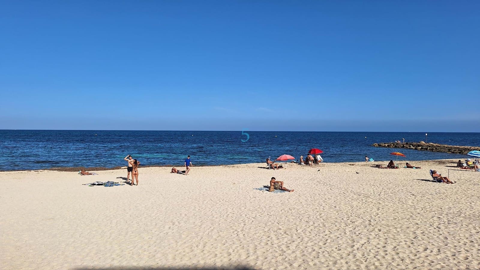 2 makuuhuone Huoneisto myytävänä paikassa Torrevieja - 183 000 € (Ref: 9909472)