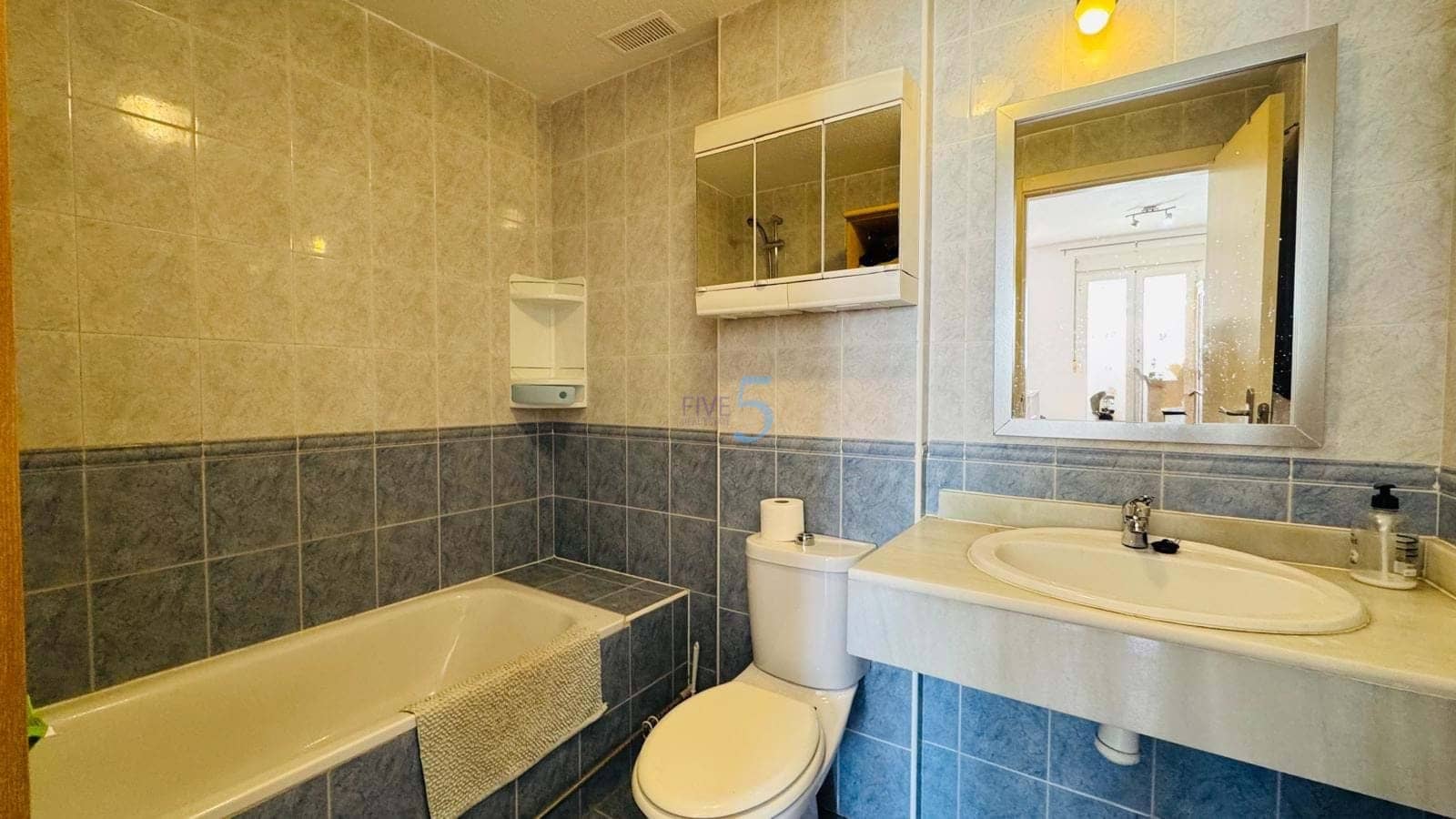 2 sypialnia Apartament na sprzedaż w Villamartin z basenem - 169 000 € (Ref: 9909473)